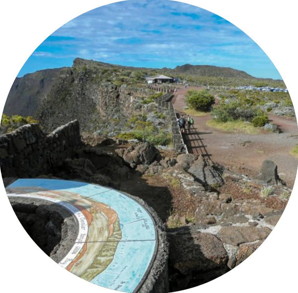 Visite de différents cratères et point de vue sur le Piton de La Fournaise durée 8h